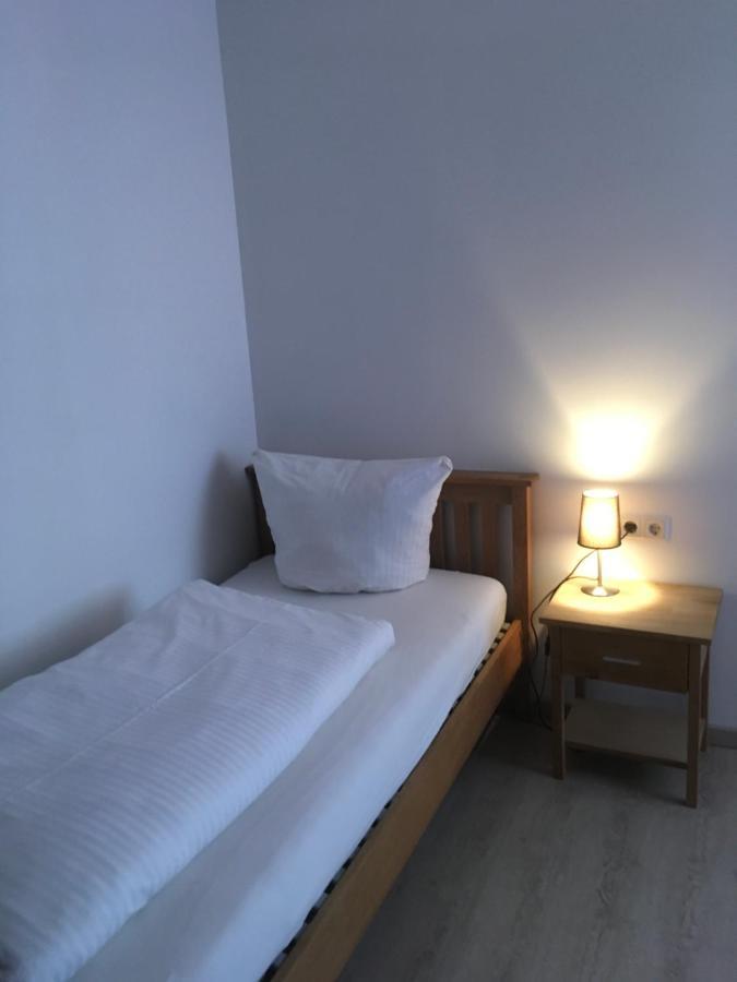 Hotel-Pension zum Paradies Willingen  Bagian luar foto