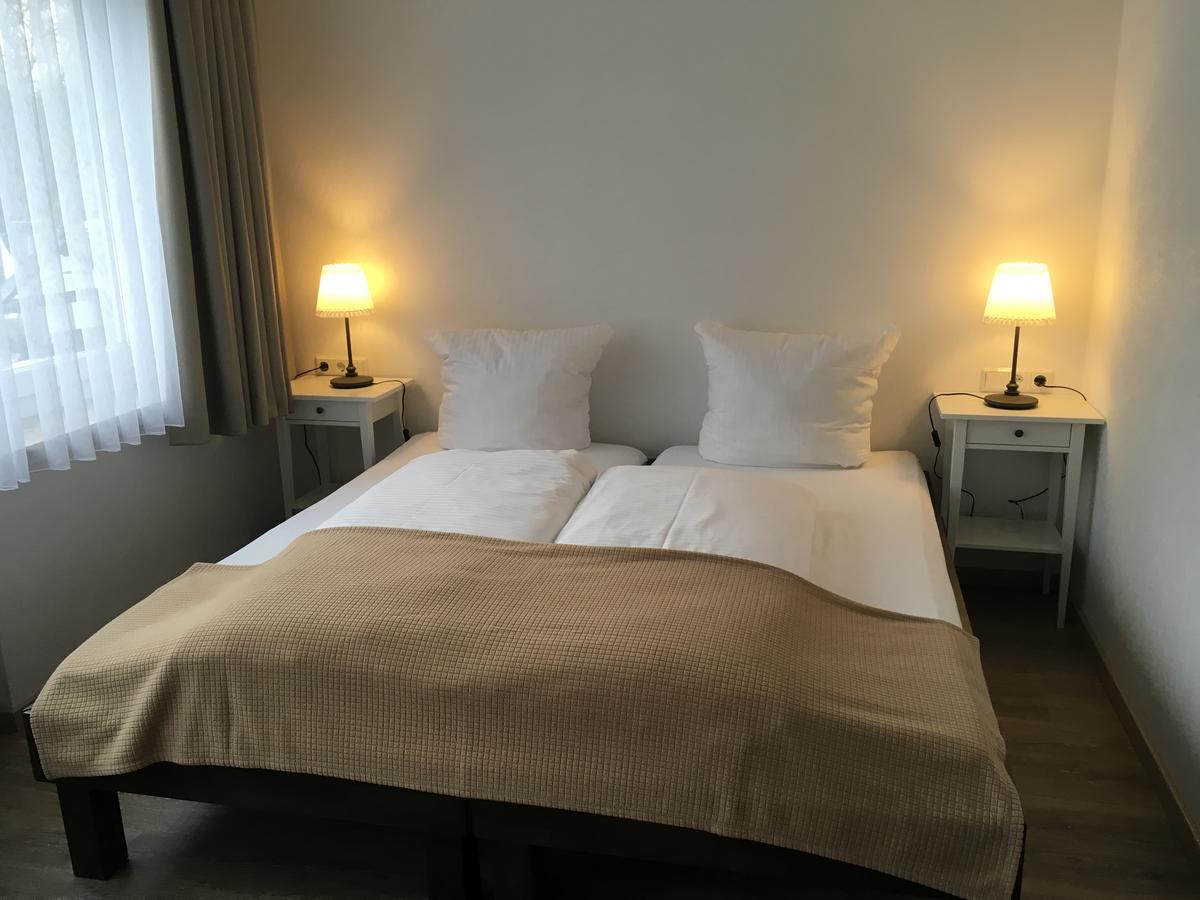 Hotel-Pension zum Paradies Willingen  Bagian luar foto